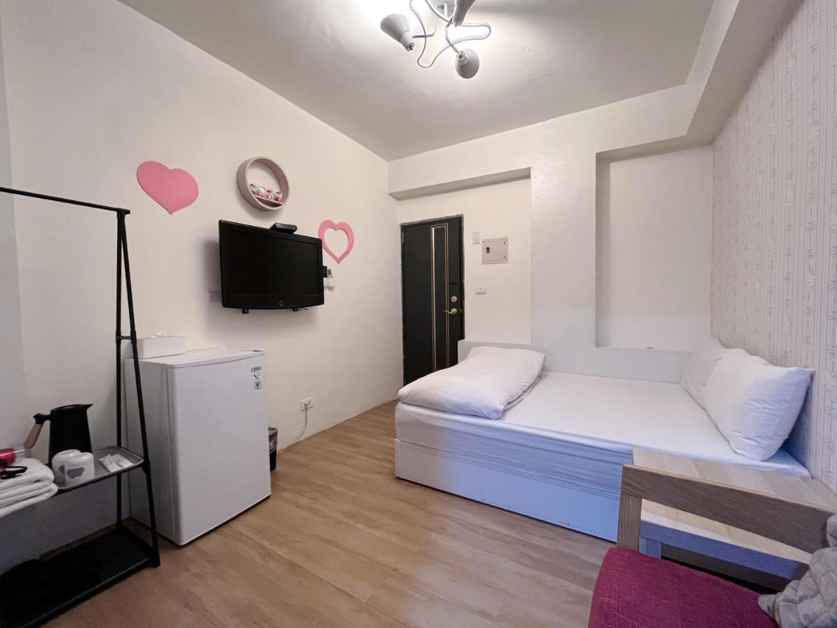 Fengchia Fun House Apartment Taichung Exterior photo
